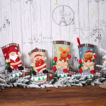 Празнични аксесоари за партита Лосове Мече, Снежен човек, Дядо Торби за отглеждане Куклени декориране на Подаръчни опаковки за шоколадови бонбони, Коледни украси за дома чорапи